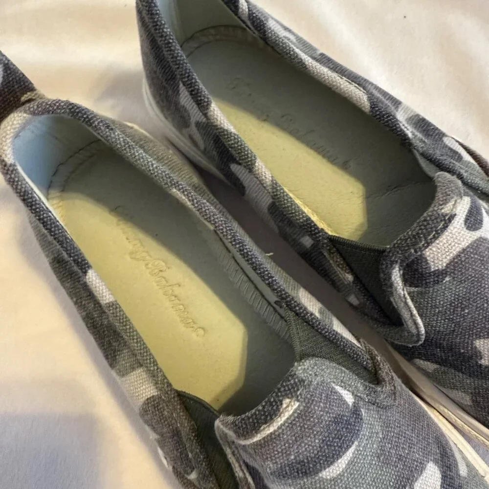 SIZE 7 Tommy Bahama Green Camo Slip On Sneakers - Picture 7 of 10